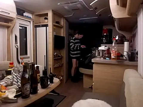 Snapshot of Ebinator666 chatting on 11/27/25, 02:57 Ebinator666 online show from 11/27/25, 02:57