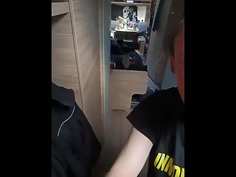 Snapshot of Ebinator666 chatting on 12/01/25, 11:37 Ebinator666 online show from 12/01/25, 11:37