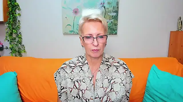 iamyourdream89 online show from 09/22/25, 11:34