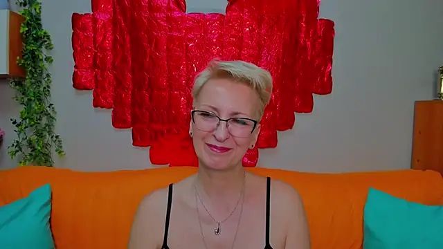 iamyourdream89 online show from 03/10/26, 12:21