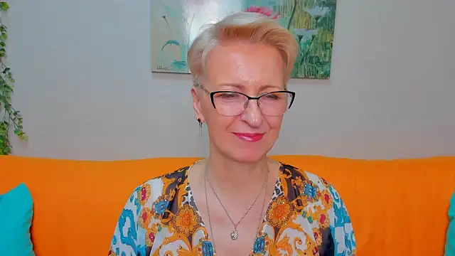 iamyourdream89 online show from 04/17/26, 11:13