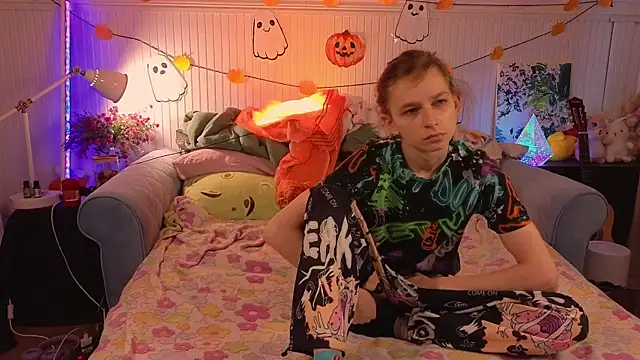 Frank Fraer online show from 11/08/25, 08:03