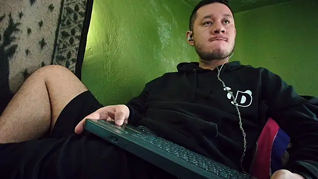 sweet cock28 online show from 01/31/25, 03:33