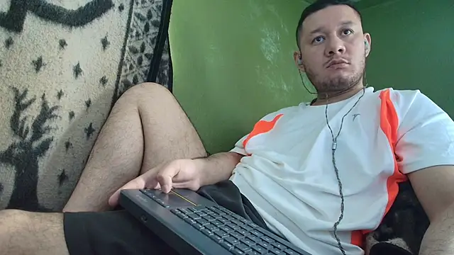 sweet cock28 online show from 09/12/25, 03:45