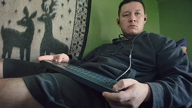 sweet cock28 online show from 02/02/26, 03:11