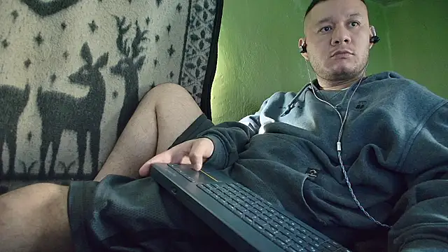 sweet cock28 online show from 03/06/26, 03:19