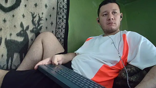 sweet cock28 online show from 04/23/26, 03:25