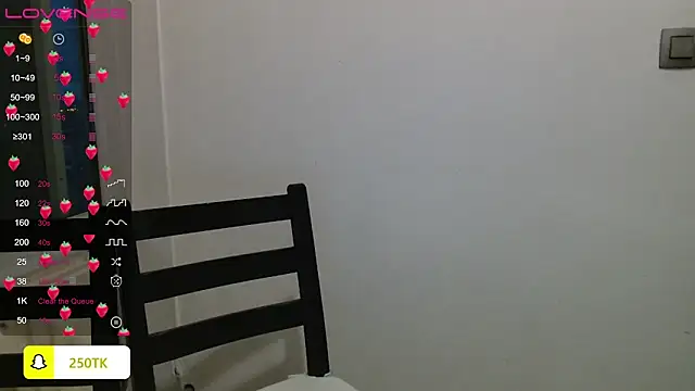 Snapshot of Thepanthera chatting on 01/12/25, 04:29 Thepanthera online show from 01/12/25, 04:29