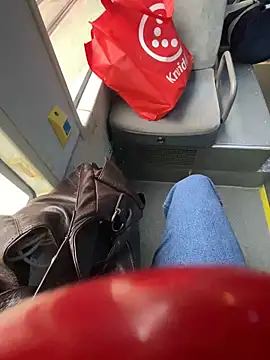 Snapshot of Thepanthera chatting on 10/17/25, 08:06 Thepanthera online show from 10/17/25, 08:06