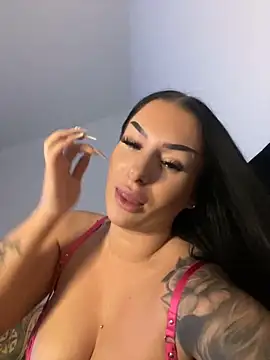 Mia-Bremer online show from 01/01/25, 04:18