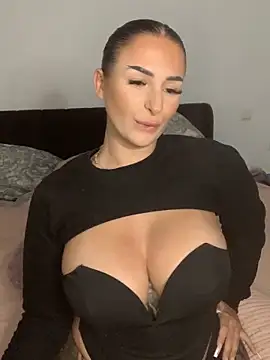 Mia-Bremer online show from 09/12/25, 10:15