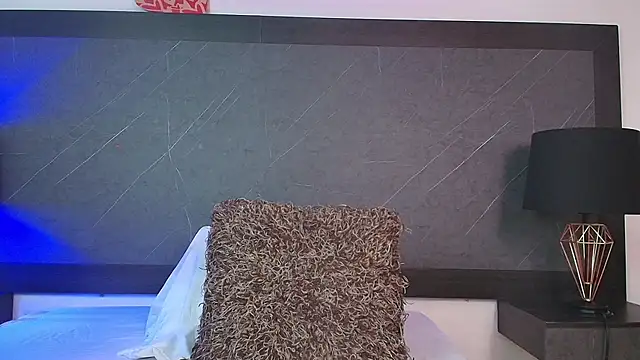 Snapshot of big_tits_in_your_face chatting on 02/20/25, 02:18 big tits in your face online show from 02/20/25, 02:18