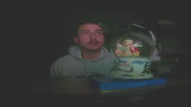 Snapshot of capoloveu chatting on 02/20/25, 05:40 capoloveu online show from 02/20/25, 05:40