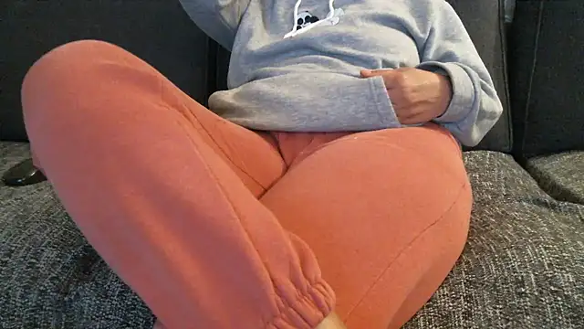 mysteriouscouple001 online show from 04/03/26, 09:46