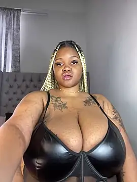 Yung-Missy online show from 12/19/24, 04:56