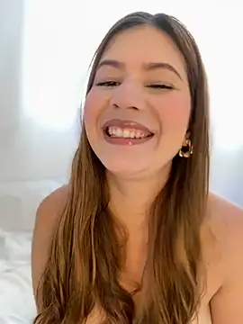 Snapshot of naughty__angel chatting on 02/05/25, 03:09 naughty angel online show from 02/05/25, 03:09
