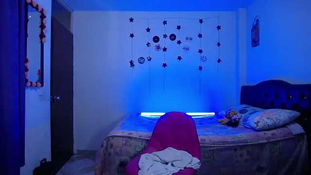 pinky violeta online show from 03/04/25, 03:15