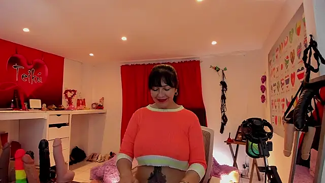 Sarah teiku online show from 06/09/26, 06:52