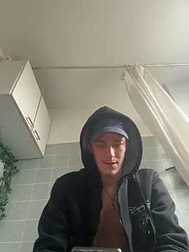 Toyjungee online show from 12/24/24, 01:06