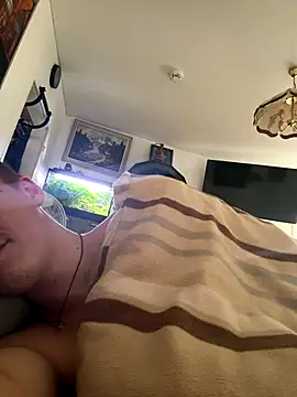 Toyjungee online show from 10/24/25, 08:44