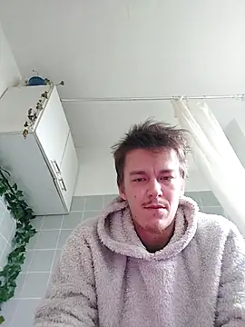 Toyjungee online show from 04/20/26, 06:09