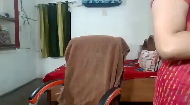 Cute Mahi22 online show from 03/18/25, 06:25