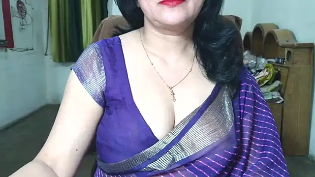 Snapshot of Cute_Mahi22 chatting on 05/05/26, 03:47 Cute Mahi22 online show from 05/05/26, 03:47