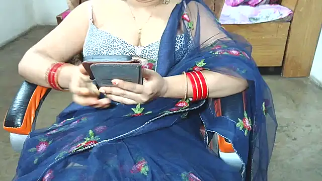 Cute Mahi22 online show from 07/17/26, 06:31