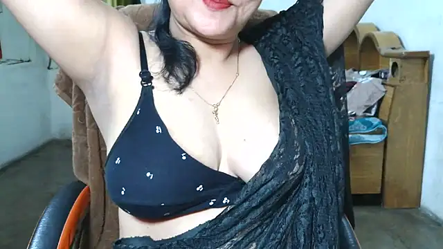 Cute Mahi22 online show from 07/20/26, 07:05