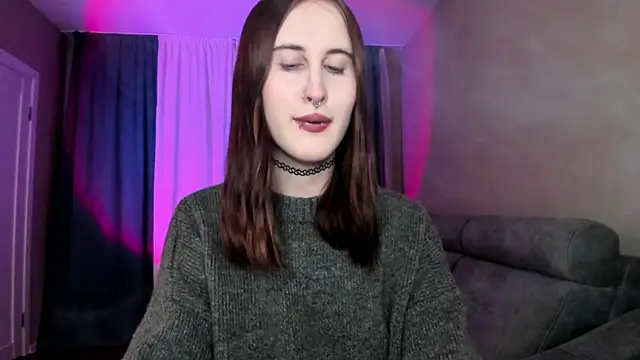 p1nkypaws online show from 12/17/24, 09:27