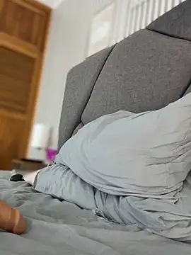 nicolette sweet  online show from 04/23/26, 12:23