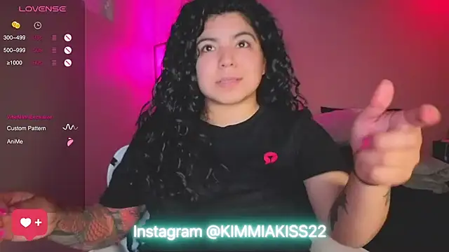 kimmiakiss22 online show from 02/13/25, 02:23