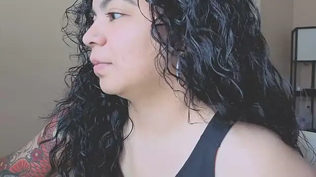 kimmiakiss22 online show from 03/06/25, 07:54