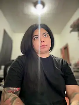 kimmiakiss22 online show from 09/16/25, 06:53