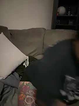 kimmiakiss22 online show from 04/21/26, 02:51