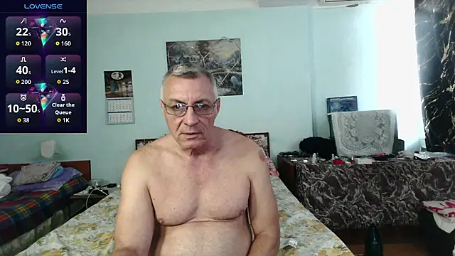 Snapshot of sexman181166 chatting on 11/06/25, 11:44 sexman181166 online show from 11/06/25, 11:44
