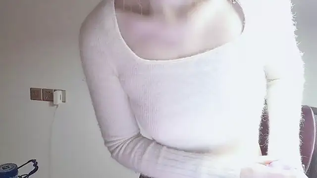 VaerySaenz online show from 03/08/25, 02:19