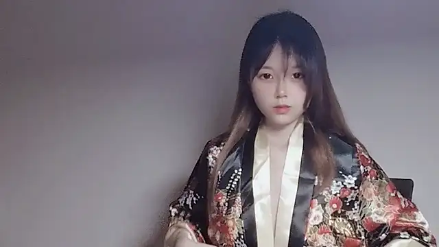 VaerySaenz online show from 03/13/25, 02:23