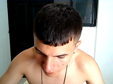 Snapshot of SHAT_SEX chatting on 09/11/25, 08:53 SHAT SEX online show from 09/11/25, 08:53