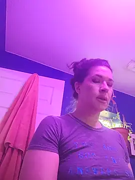 highly inappropriate online show from 07/08/26, 02:21