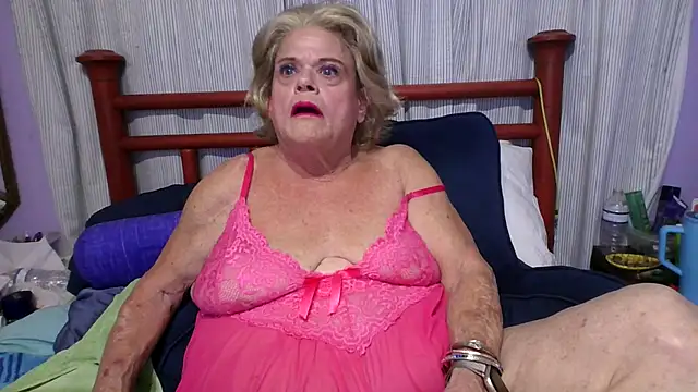 BigClitMelody online show from 10/30/25, 02:13