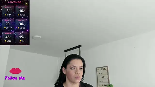 natasha logan  online show from 02/16/25, 03:58