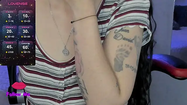 natasha logan  online show from 04/01/26, 04:24