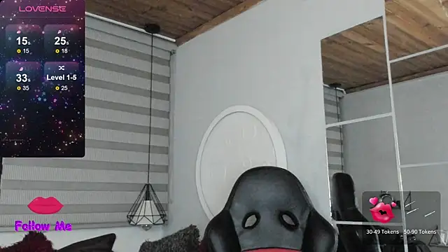 natasha logan  online show from 06/15/26, 04:25