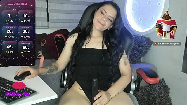 natasha logan  online show from 07/07/26, 07:34