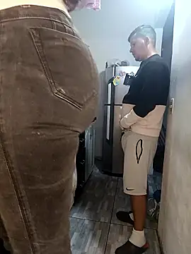 catire2323 online show from 01/09/26, 01:41