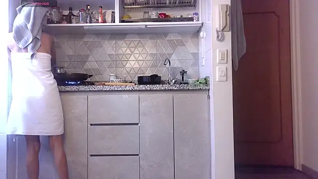 mini kunis online show from 12/20/24, 01:00