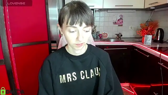 TayanaJons online show from 12/03/25, 08:00