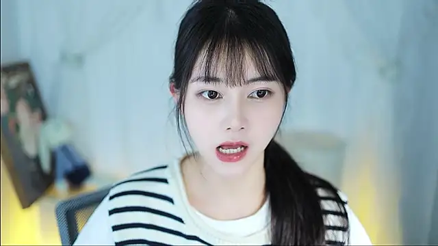 Judy520 online show from 02/28/25, 03:26