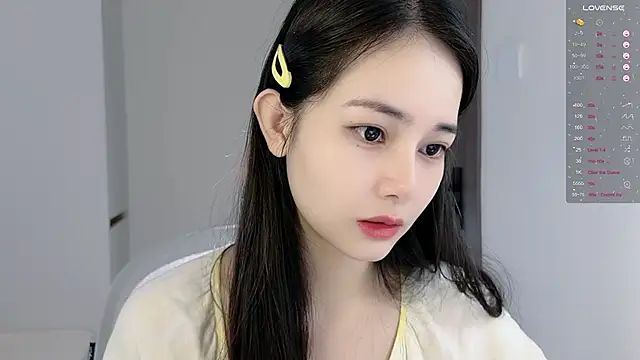 Judy520 online show from 12/18/25, 02:17